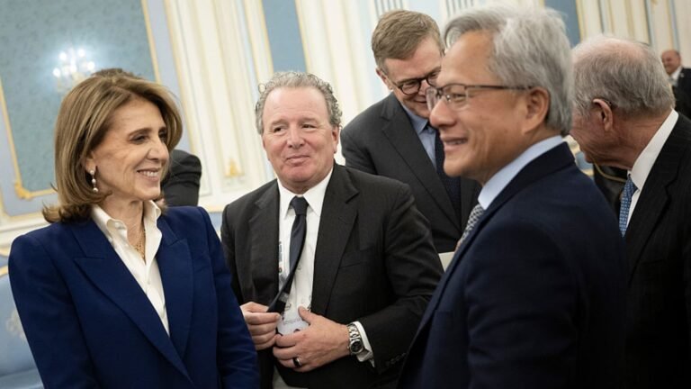 U.S. tech giants OpenAI, Nvidia and Oracle partnering