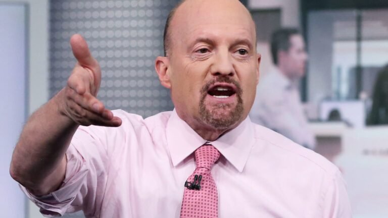 Jim Cramer analyzes stocks that recently hit new 52-week highs