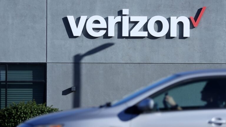 Top Wall Street analysts suggest these dividend stocks for stable income