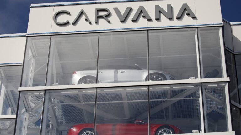 Jim Cramer explains why he likes Carvana ‘for the long-haul’